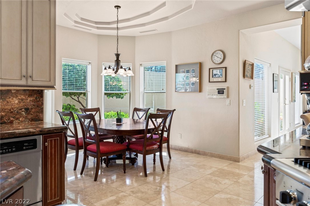 8101 Moonstone Circle