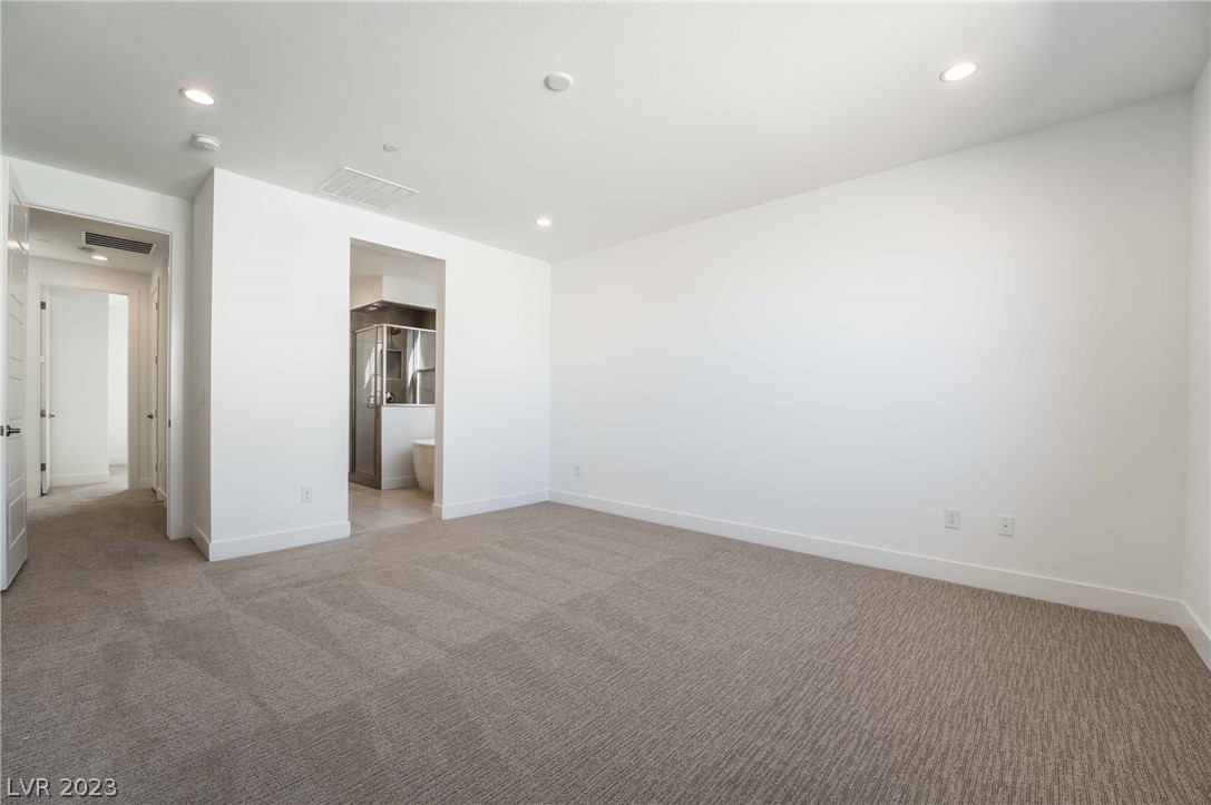 10428 Muro Russo Avenue