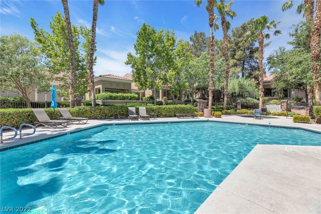 1901 Summer Point Street Unit: 102