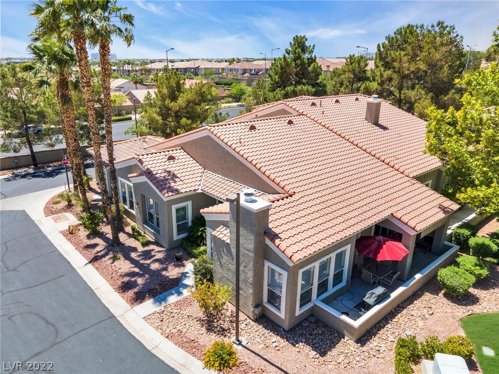 1901 Summer Point Street Unit: 102