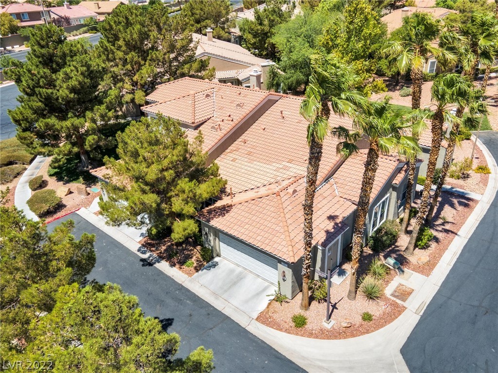 1901 Summer Point Street Unit: 102