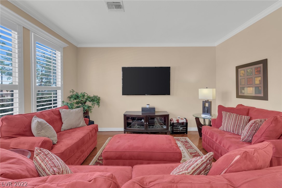 1901 Summer Point Street Unit: 102