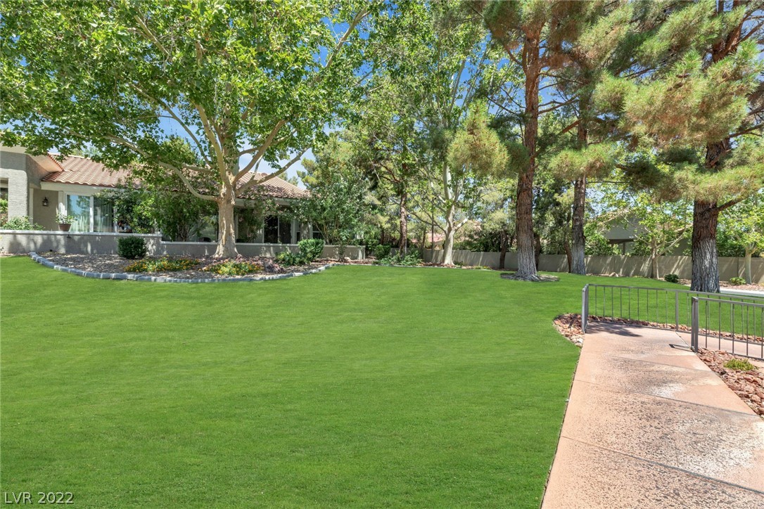 1901 Summer Point Street Unit: 102