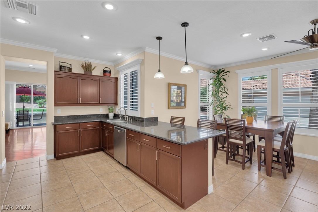 1901 Summer Point Street Unit: 102
