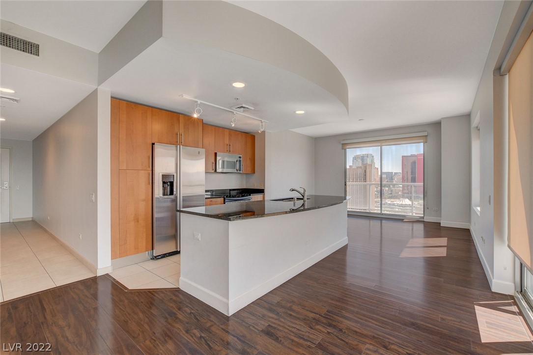 200 W Sahara Avenue Unit: 3101
