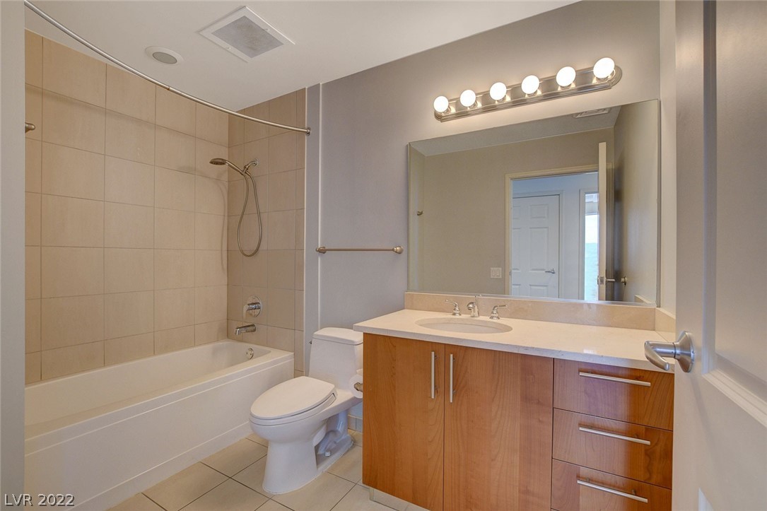 200 W Sahara Avenue Unit: 3101