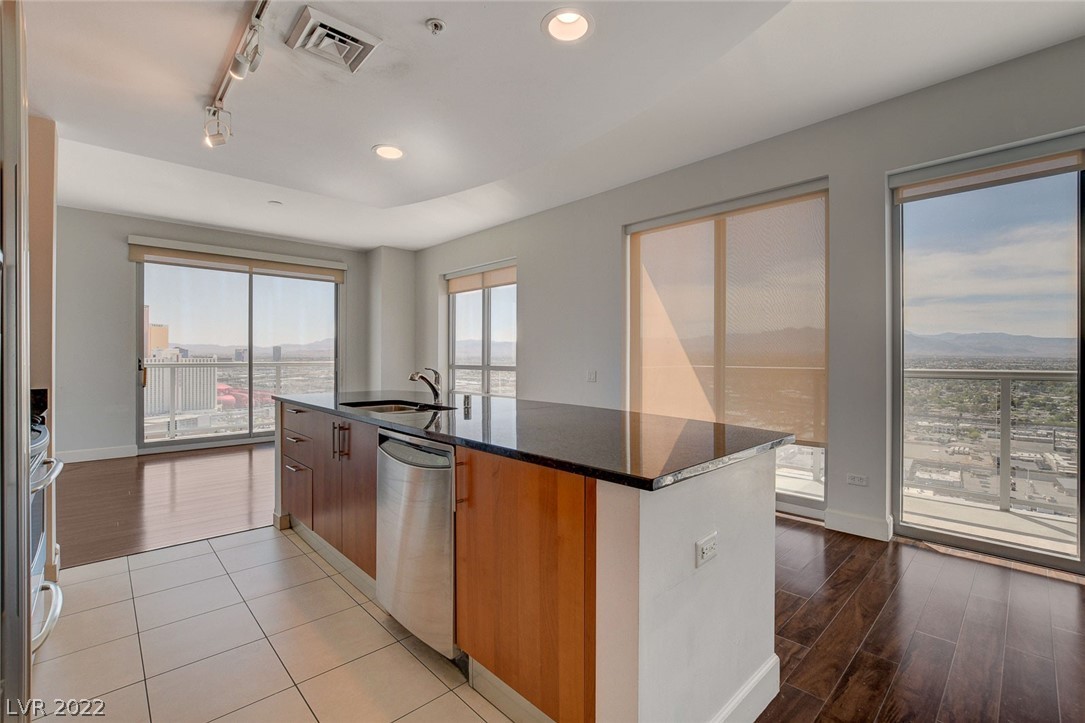 200 W Sahara Avenue Unit: 3101