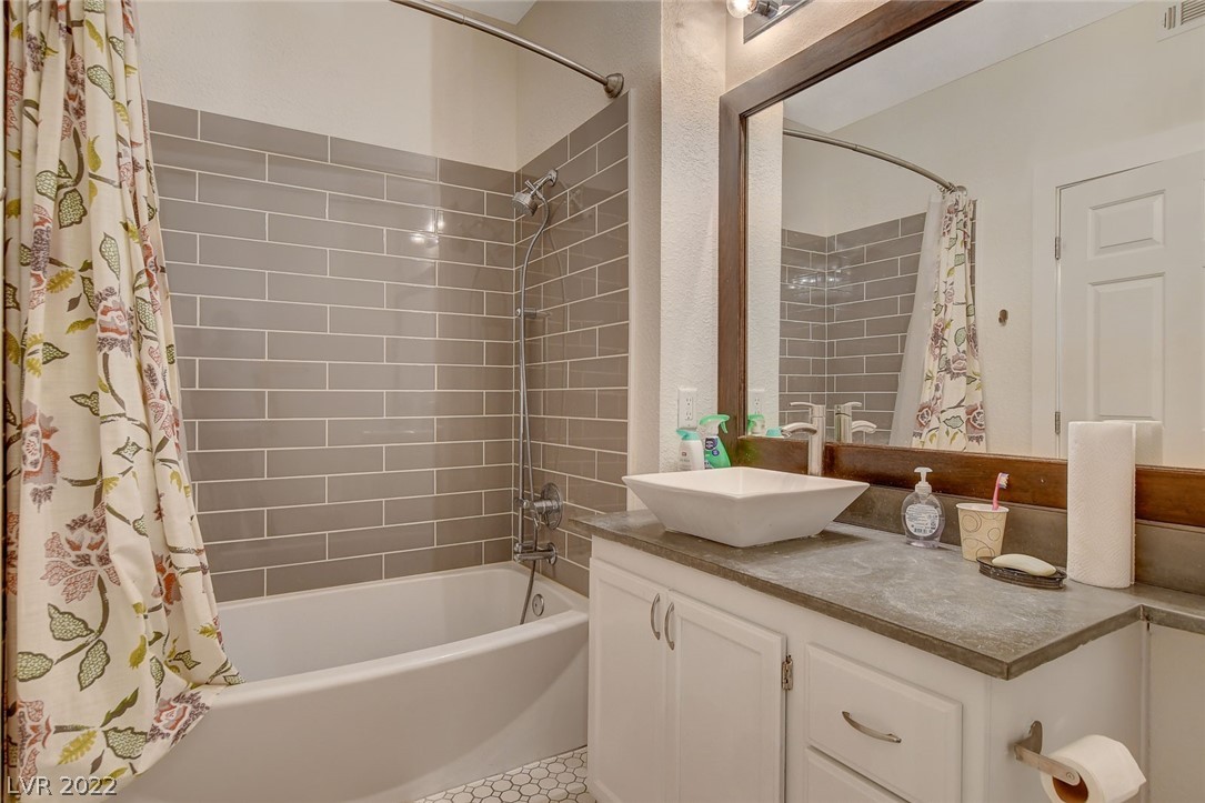 1830 N Buffalo Drive Unit: 2097