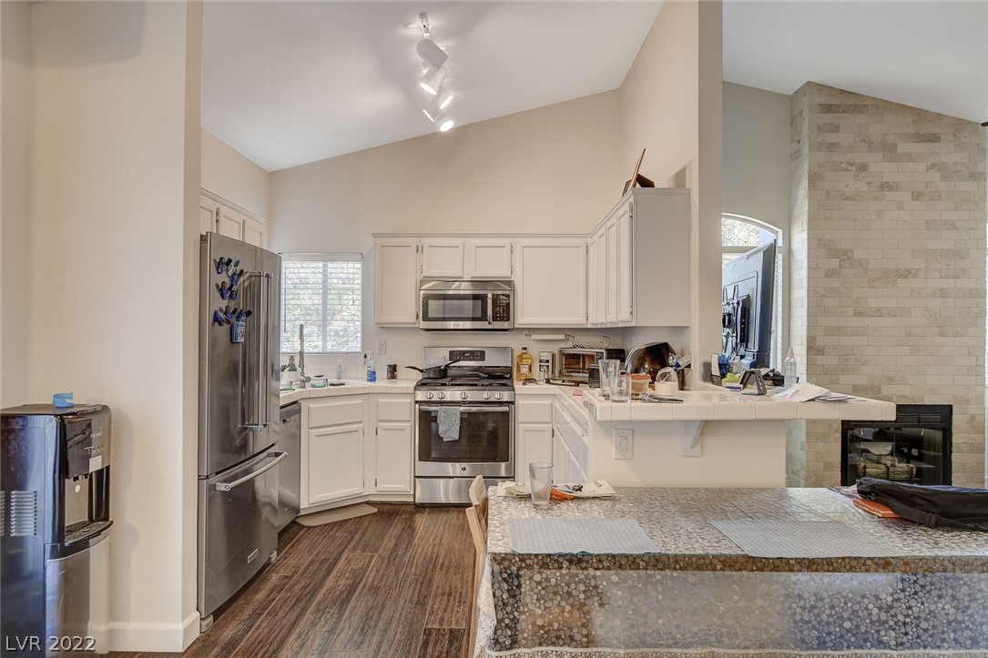 1830 N Buffalo Drive Unit: 2097