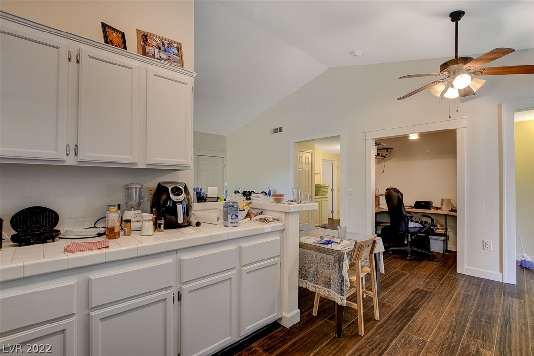 1830 N Buffalo Drive Unit: 2097