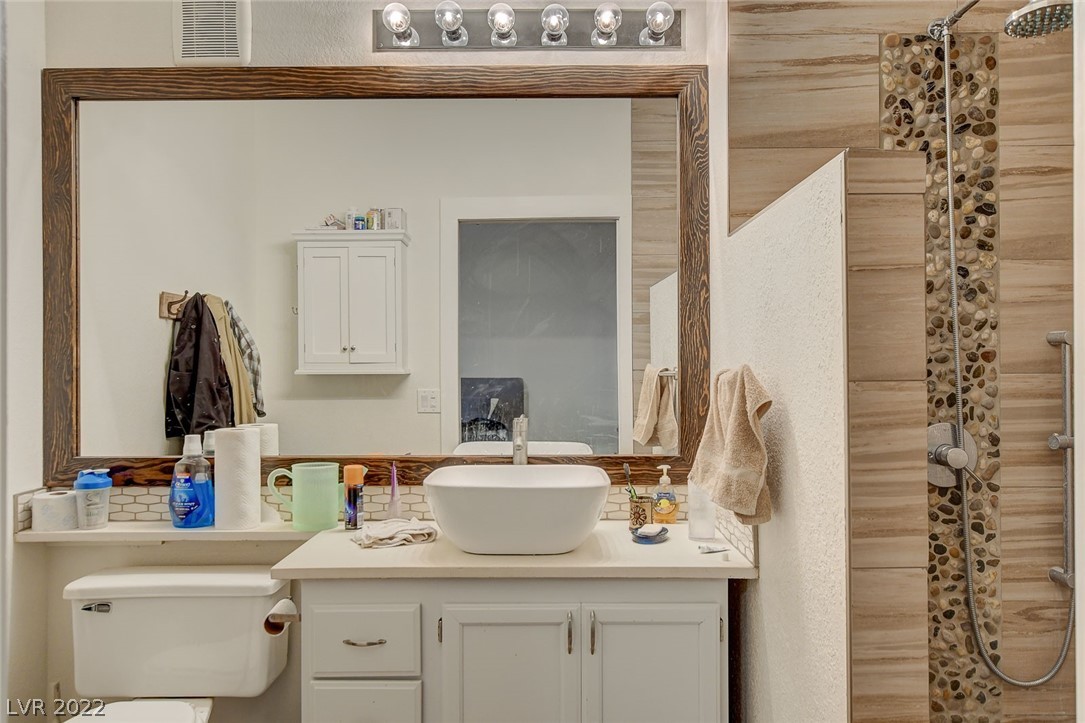 1830 N Buffalo Drive Unit: 2097