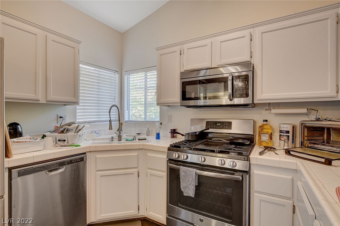1830 N Buffalo Drive Unit: 2097