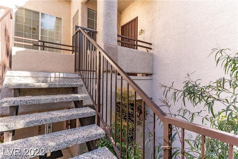 1830 N Buffalo Drive Unit: 2097