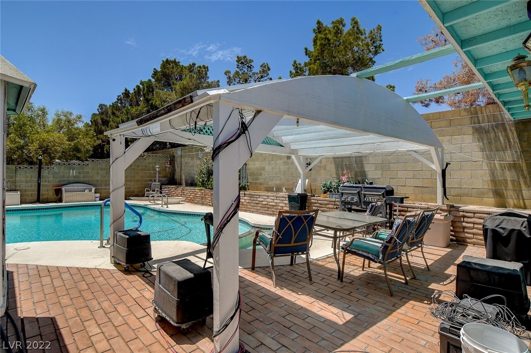 504 Anatolia Lane