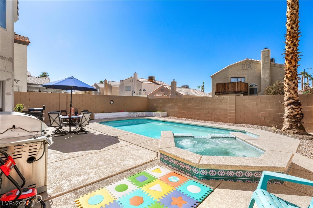 8208 Ogee Drive