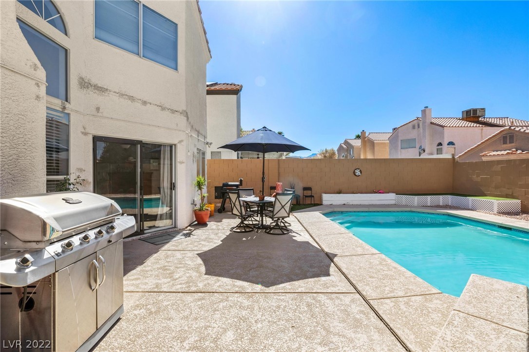 8208 Ogee Drive