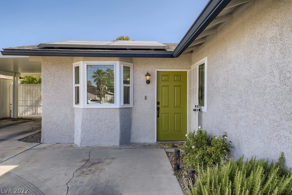6236 Foothill Boulevard