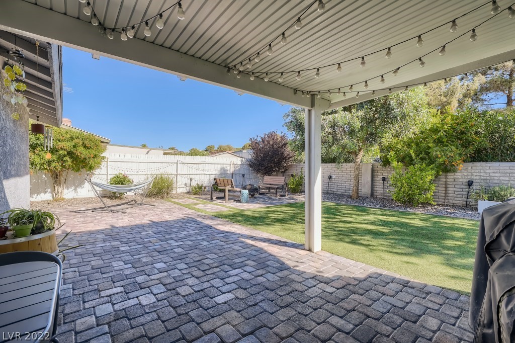 6236 Foothill Boulevard
