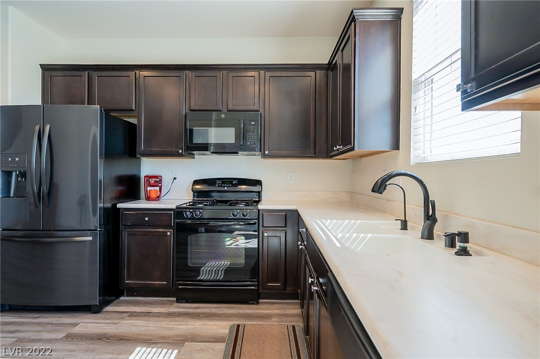 1192 Zardini Court