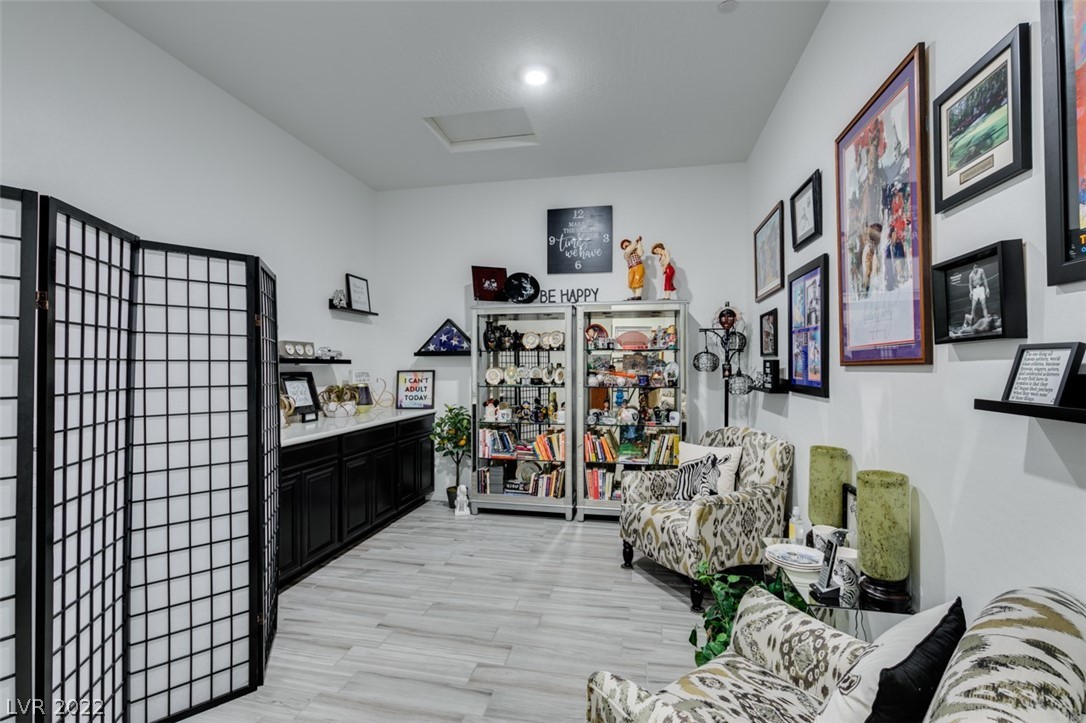715 Orange Plume Walk