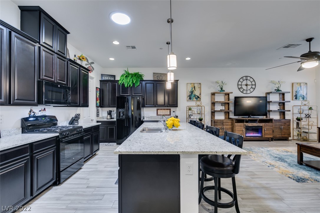 715 Orange Plume Walk