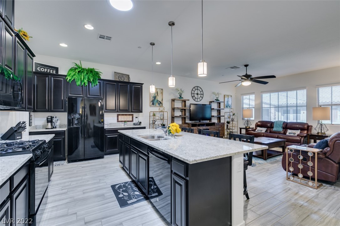 715 Orange Plume Walk