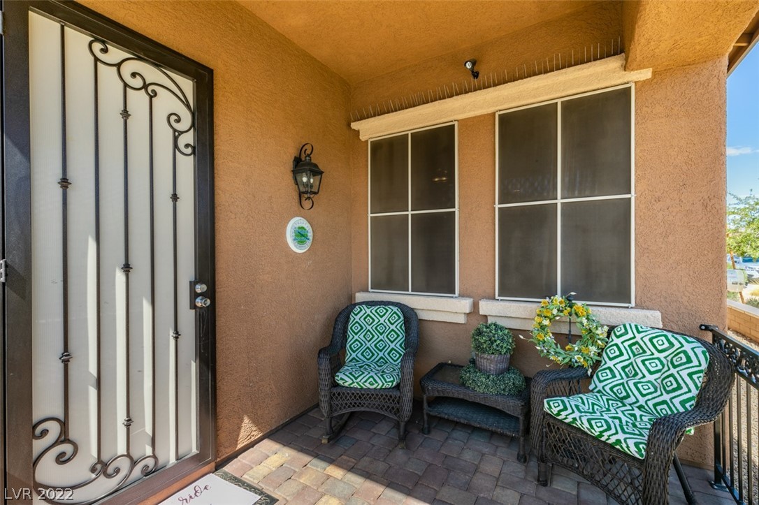 715 Orange Plume Walk