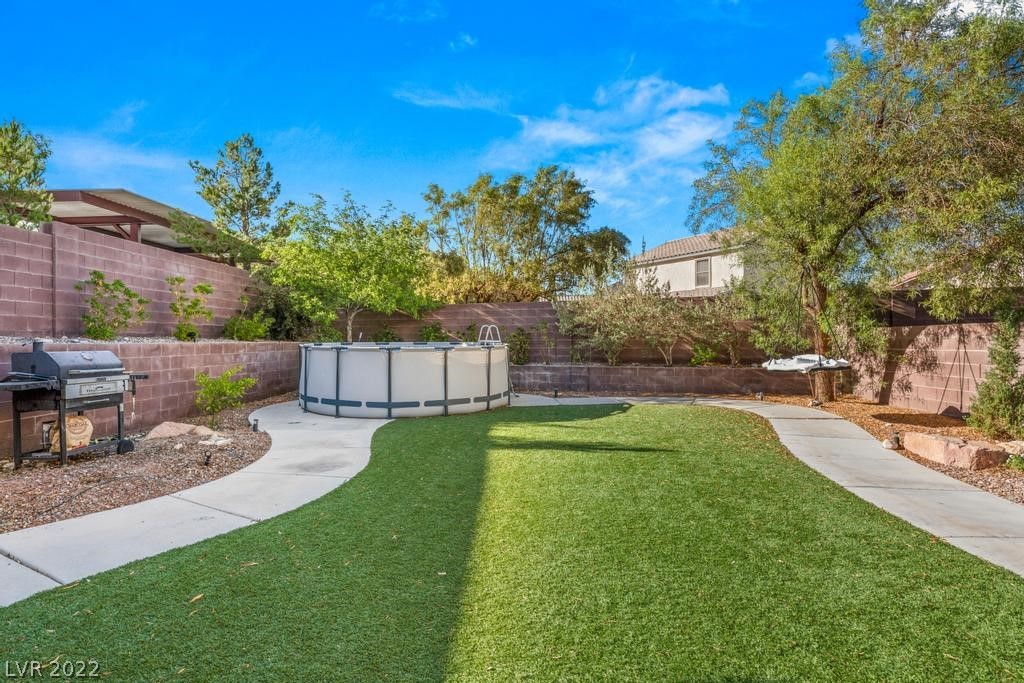 10554 Lilac Tree Avenue