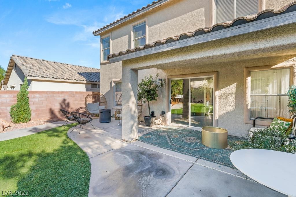 10554 Lilac Tree Avenue