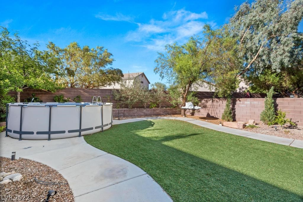 10554 Lilac Tree Avenue