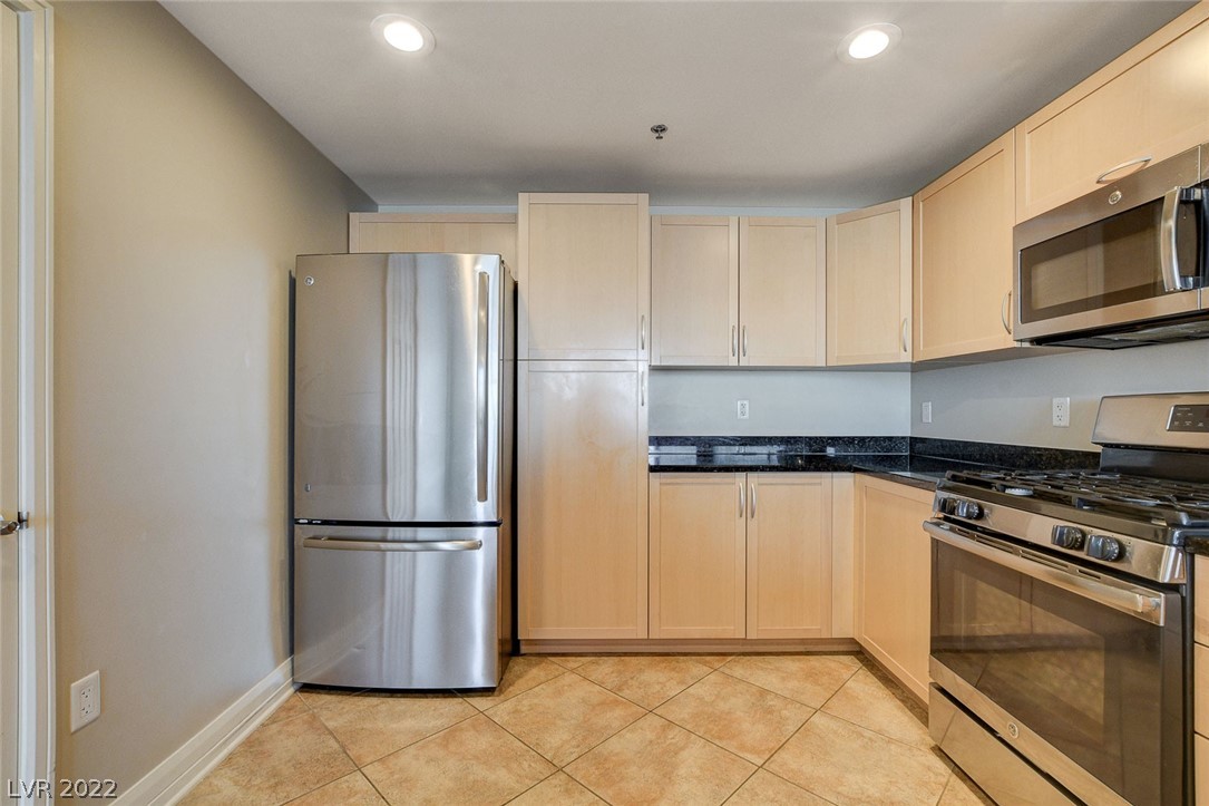 150 Las Vegas Boulevard Unit: 919