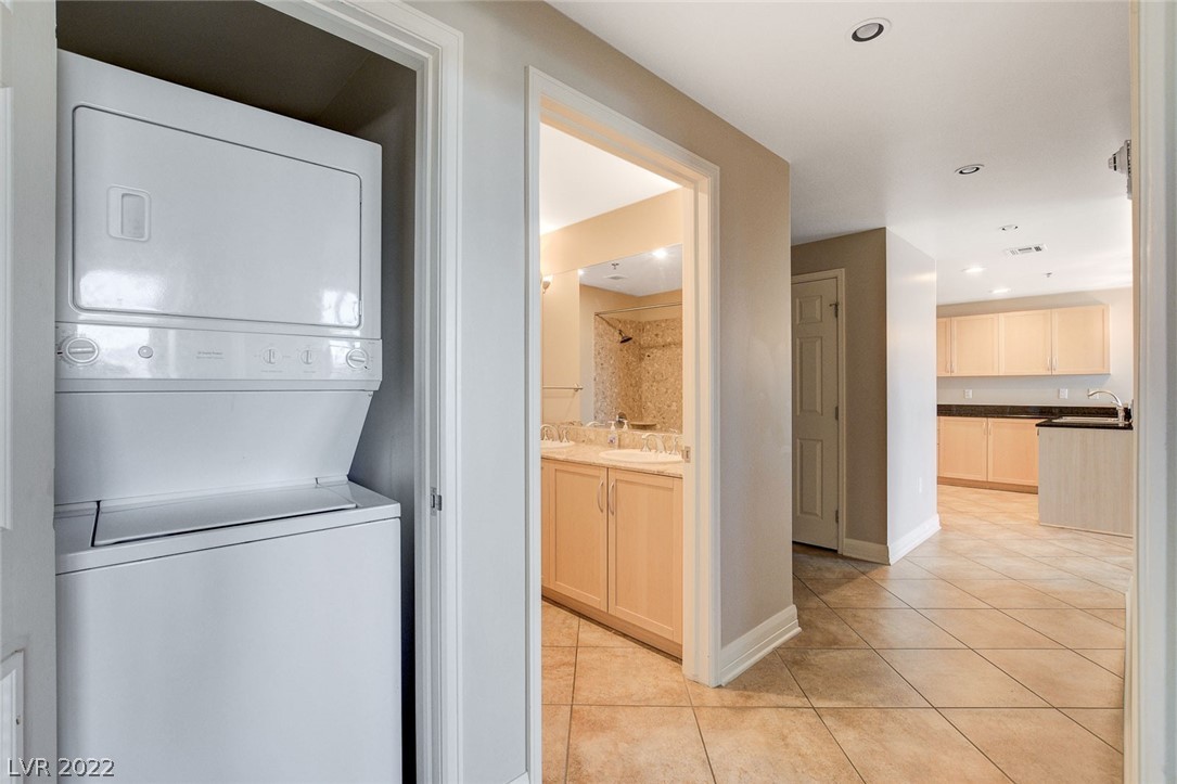 150 Las Vegas Boulevard Unit: 919