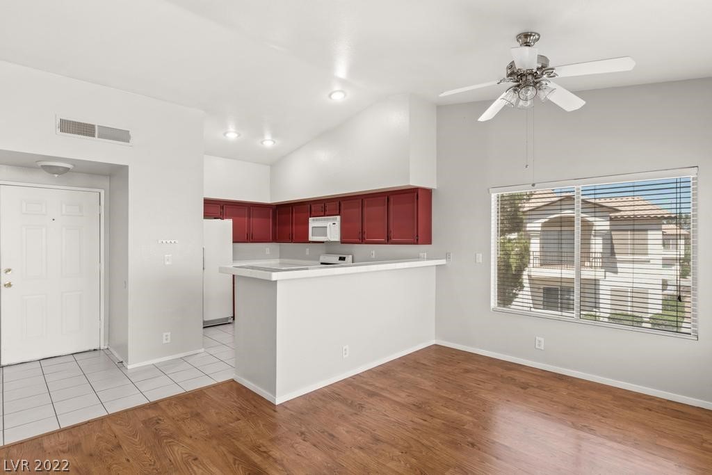 7230 Indian Creek Lane Unit: 203