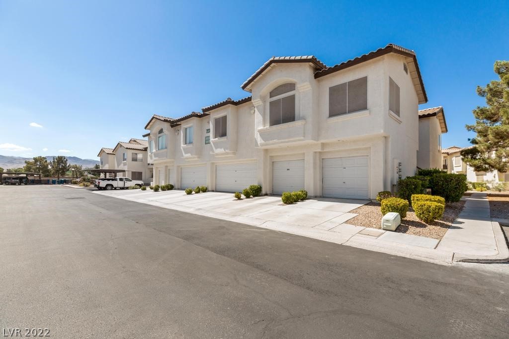 7230 Indian Creek Lane Unit: 203