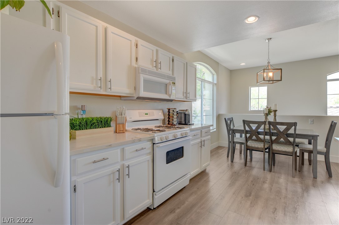 10211 Red Pueblo Place Unit: 202