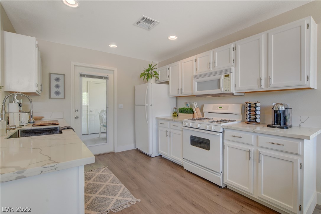 10211 Red Pueblo Place Unit: 202