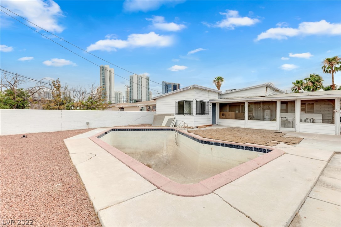 2217 Santa Rosa Drive