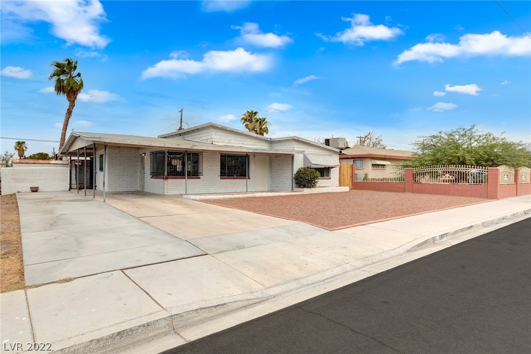 2217 Santa Rosa Drive