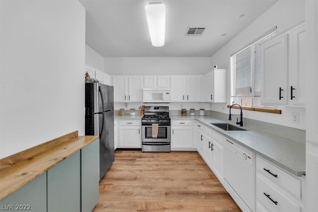 7724 Hampton Park Lane