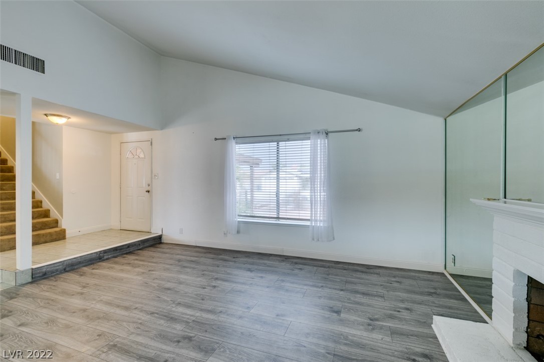 3933 Manford Circle