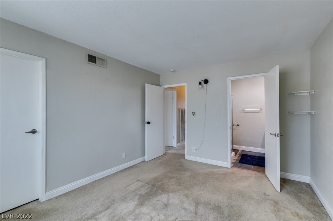 3933 Manford Circle