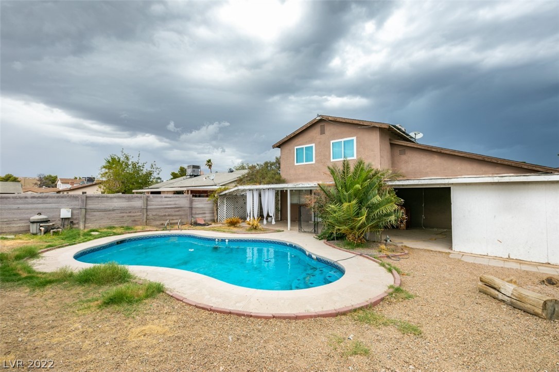 3933 Manford Circle