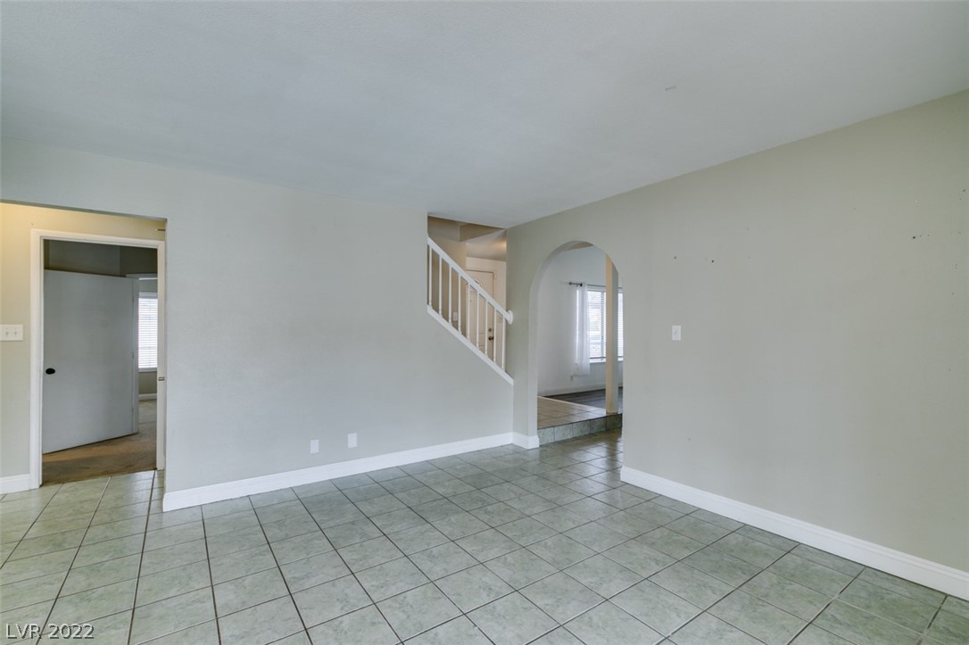 3933 Manford Circle