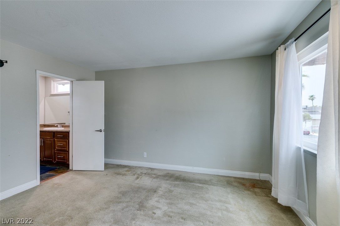 3933 Manford Circle