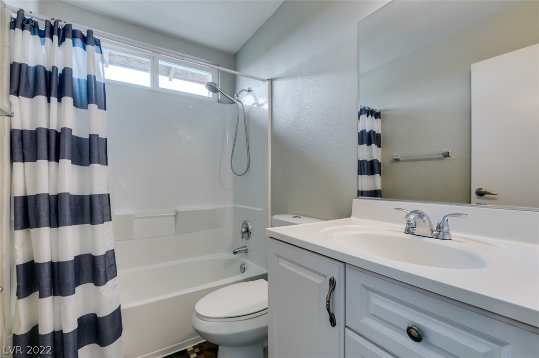 3933 Manford Circle