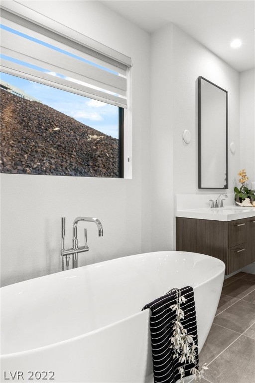 390 Solitude Peak Lane