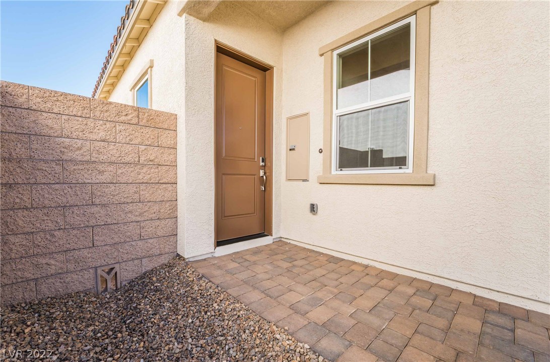 9028 Skye Canyon Ranch Street