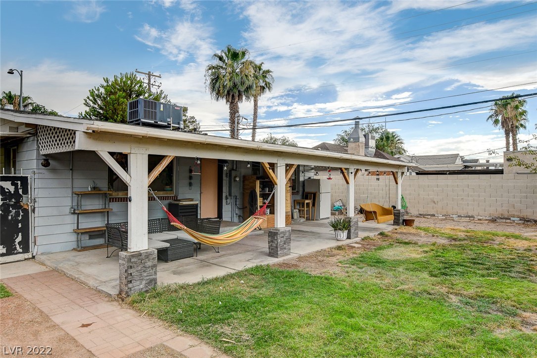 1401 Sweeney Avenue
