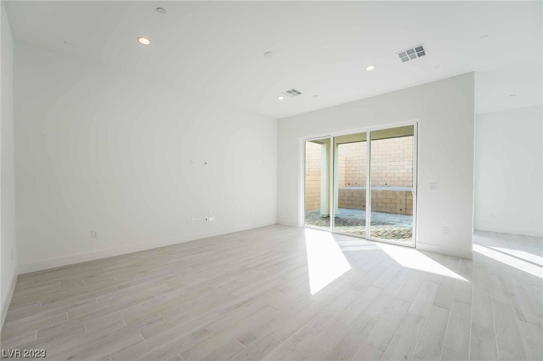 9001 Pinyon Bluff Street