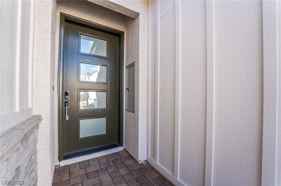 9001 Pinyon Bluff Street